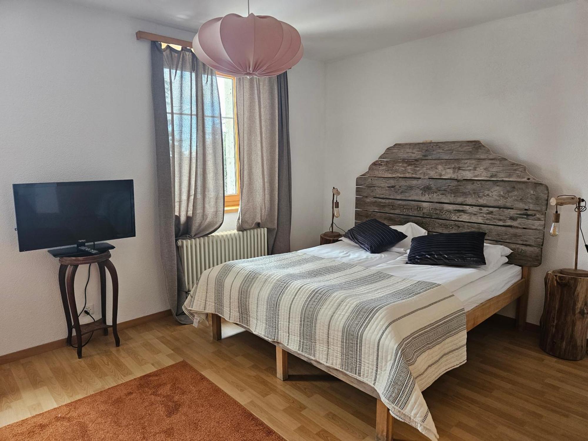 Hotel Restaurant Du Marchairuz Le Brassus Екстериор снимка