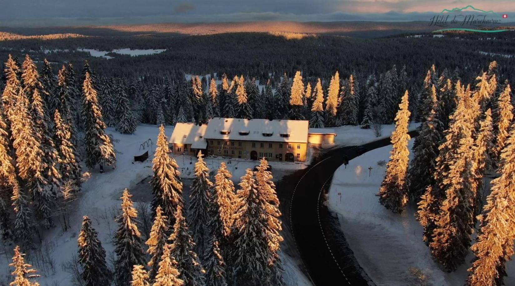 Hotel Restaurant Du Marchairuz Le Brassus Екстериор снимка
