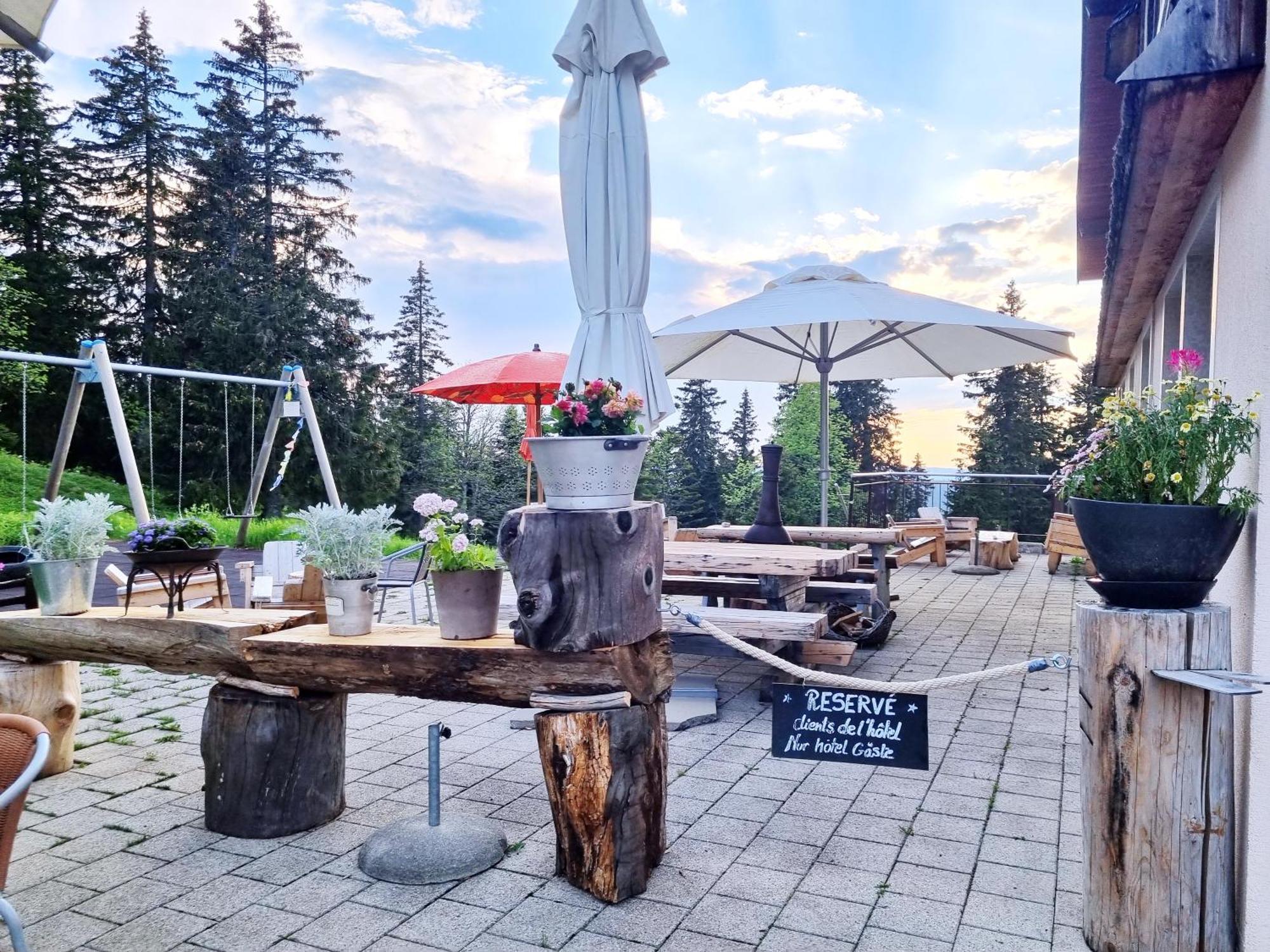 Hotel Restaurant Du Marchairuz Le Brassus Екстериор снимка