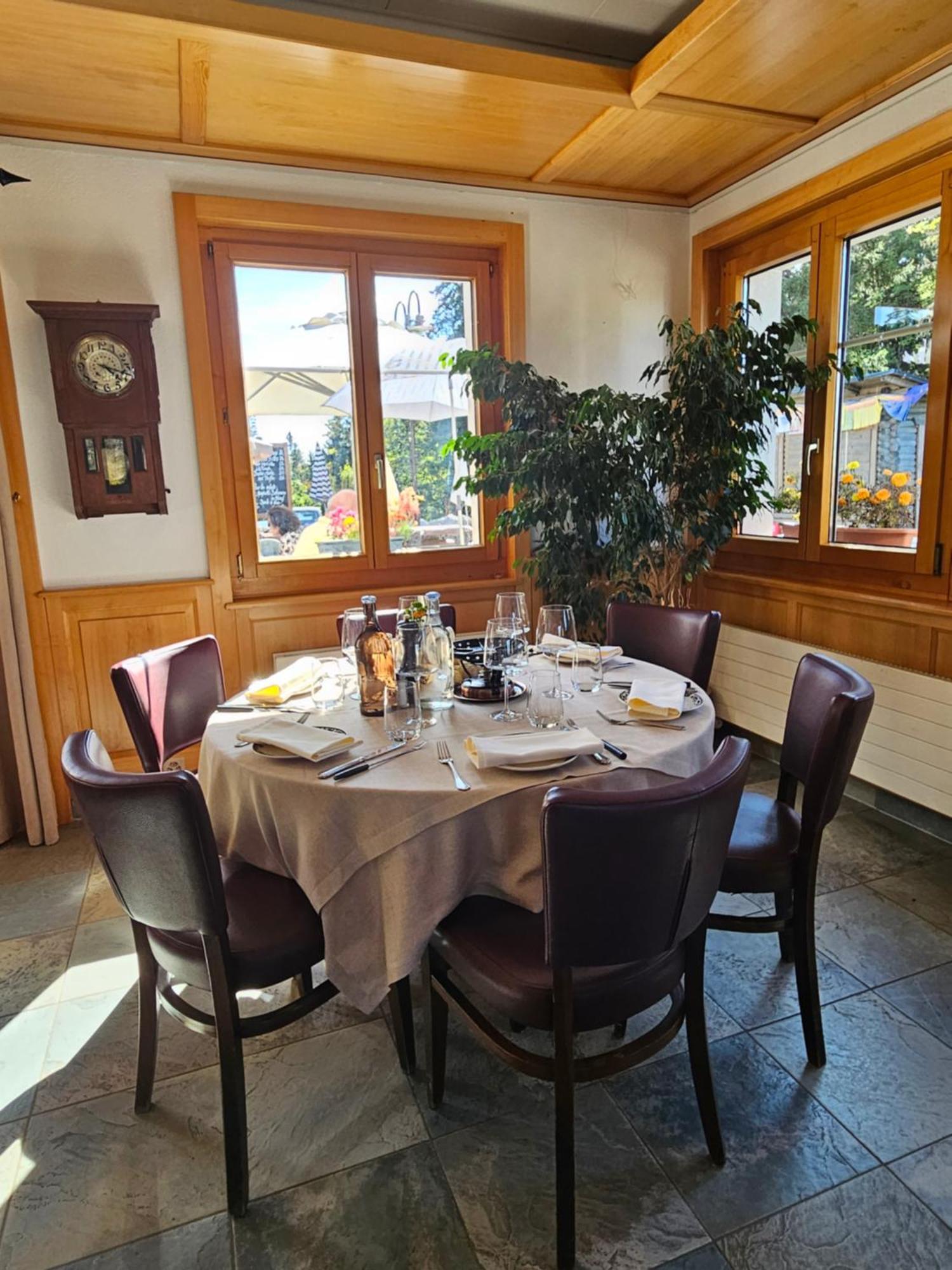 Hotel Restaurant Du Marchairuz Le Brassus Екстериор снимка